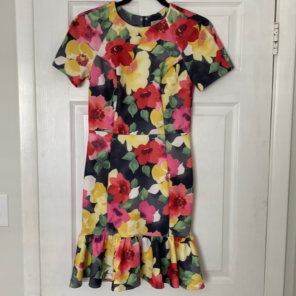 Asos Dark floral short sleeve ruffle tea dress Size US 4